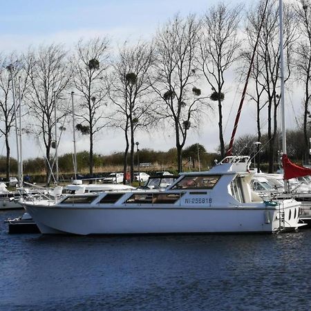 Exceptionnel Bateau Maison Reine Mathilde Ouistreham Exterior photo